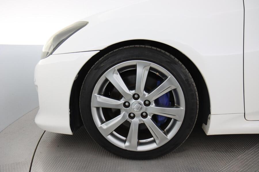 Toyota Crown vaihtoauto