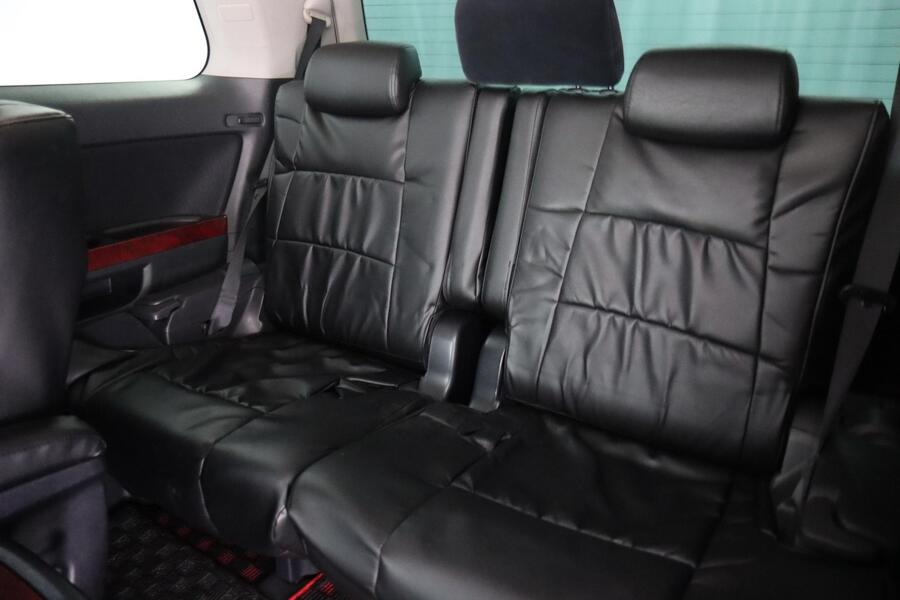 Toyota Alphard vaihtoauto