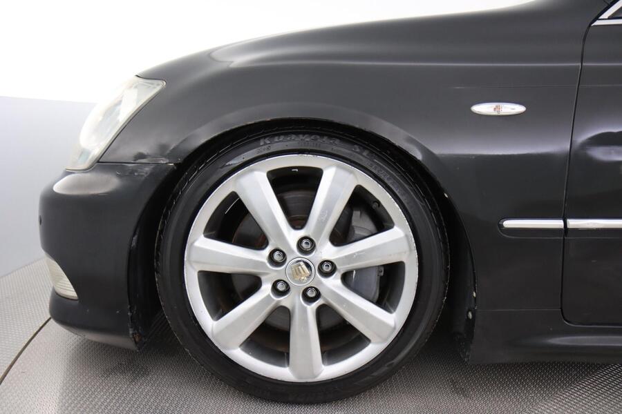 Toyota Crown vaihtoauto