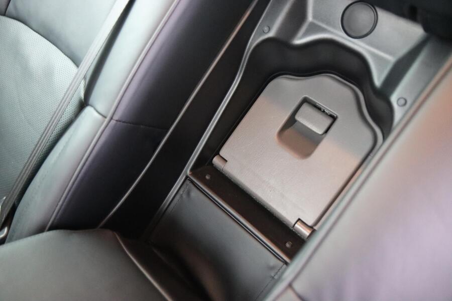 Toyota Crown vaihtoauto