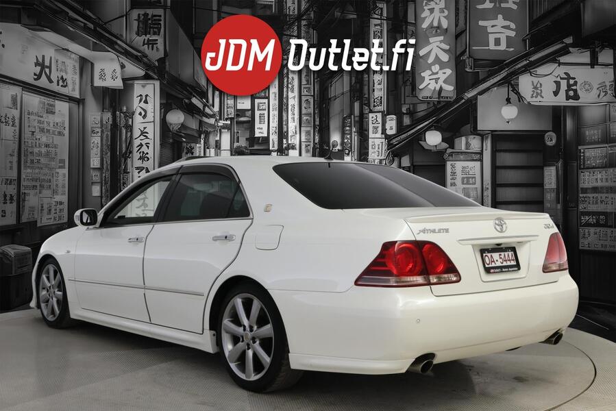 Toyota Crown vaihtoauto