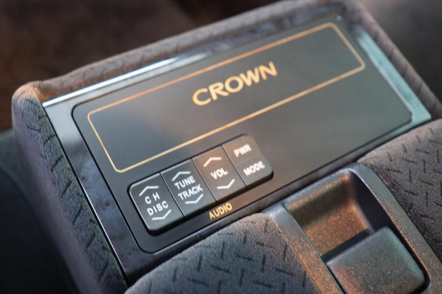 Toyota Crown vaihtoauto