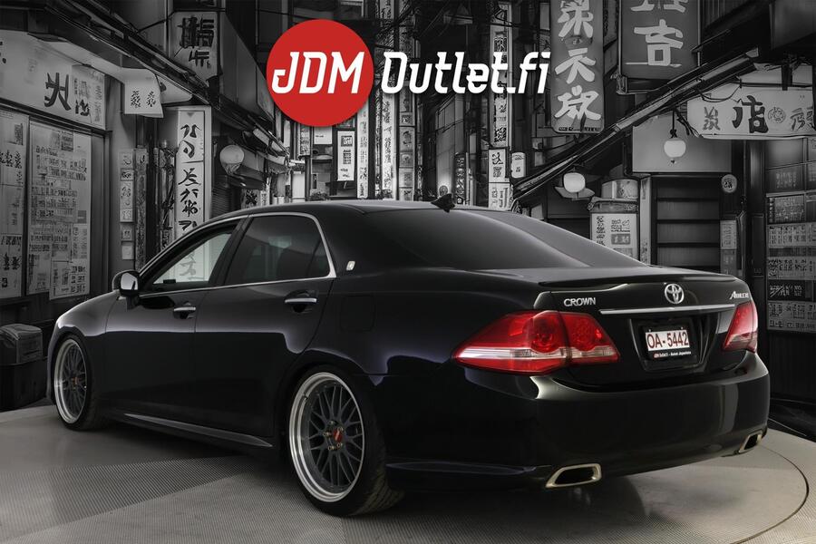 Toyota Crown vaihtoauto