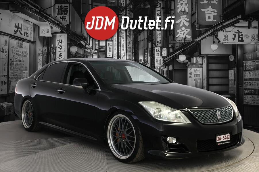 Toyota Crown vaihtoauto