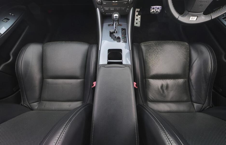 Lexus IS vaihtoauto