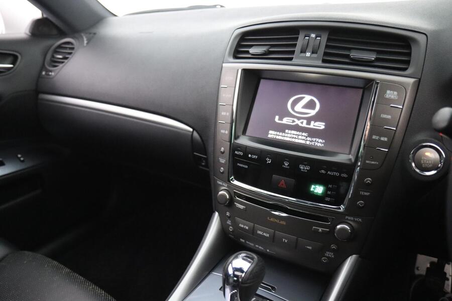 Lexus IS vaihtoauto