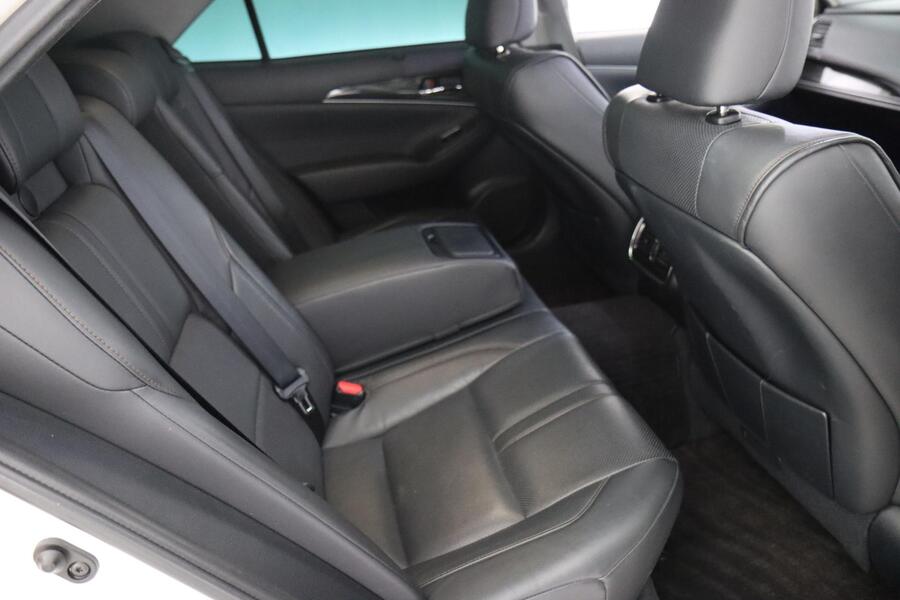 Toyota Crown vaihtoauto