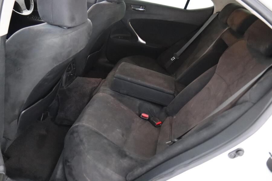 Lexus IS vaihtoauto