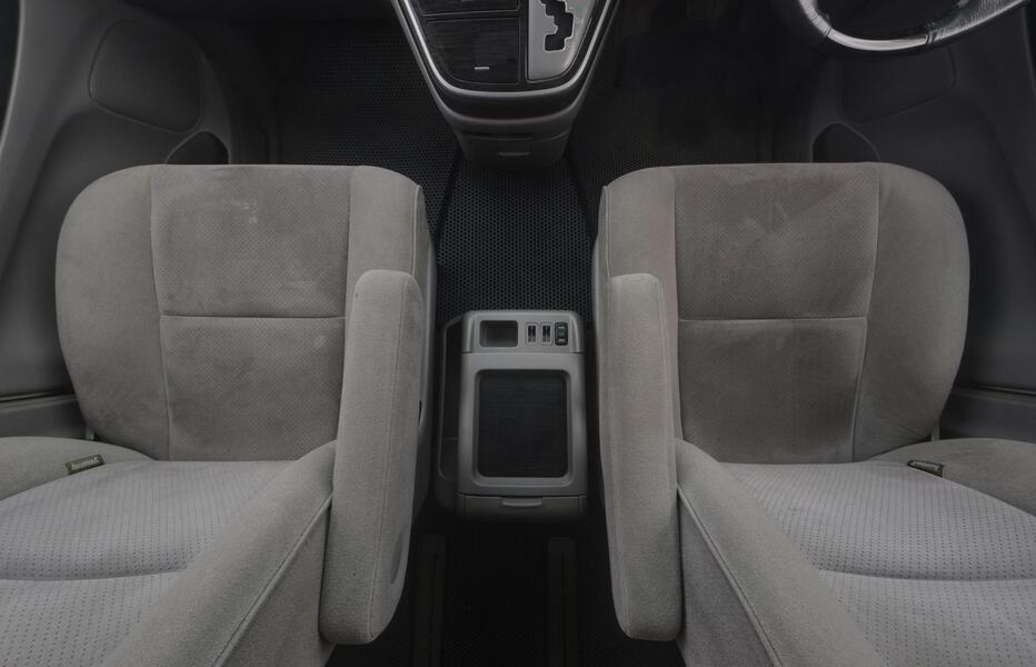 Toyota Alphard vaihtoauto