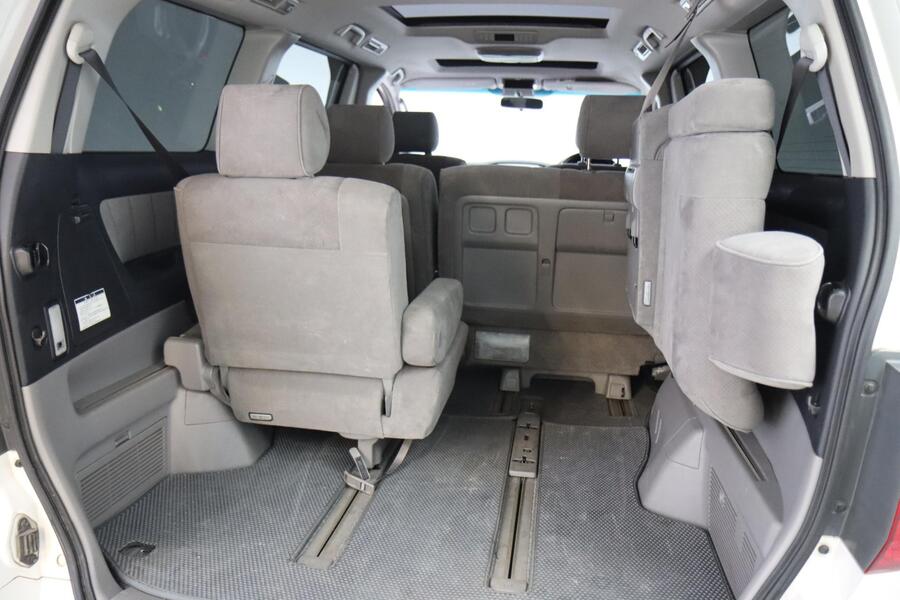 Toyota Alphard vaihtoauto