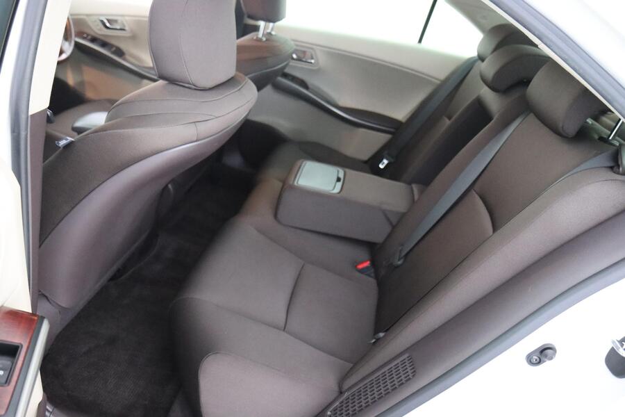 Toyota Sai vaihtoauto