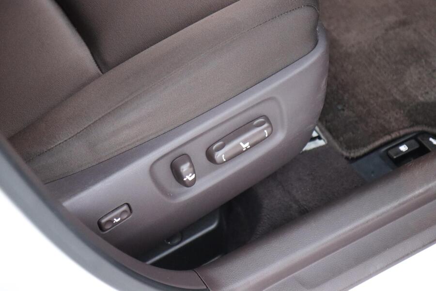 Toyota Sai vaihtoauto