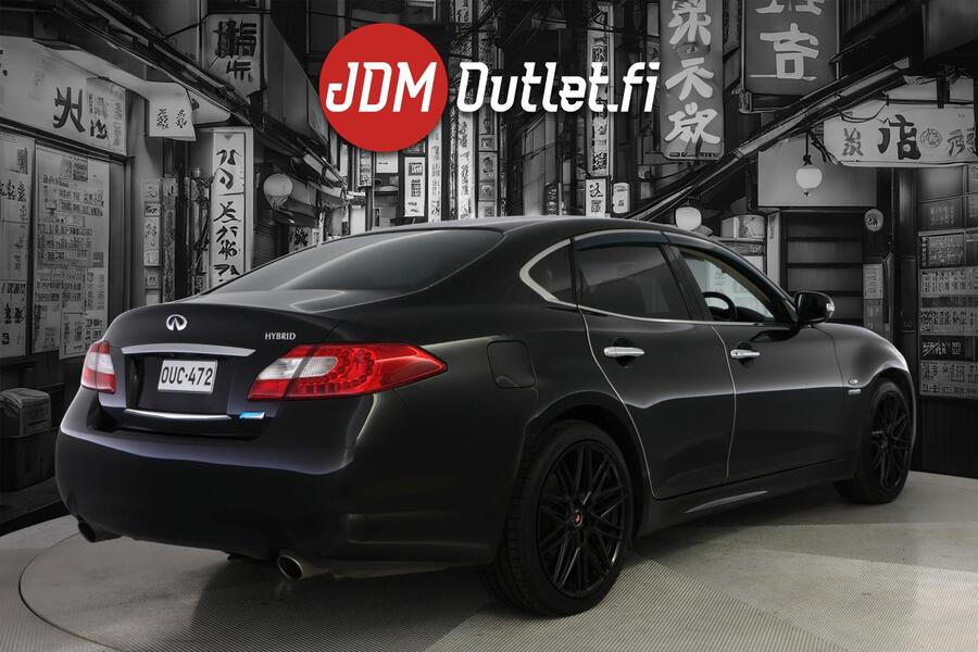 Nissan Fuga vaihtoauto