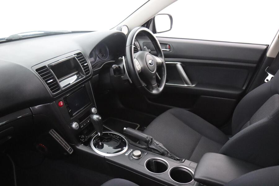 Subaru Legacy vaihtoauto