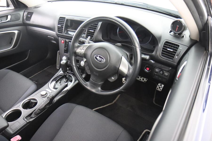 Subaru Legacy vaihtoauto