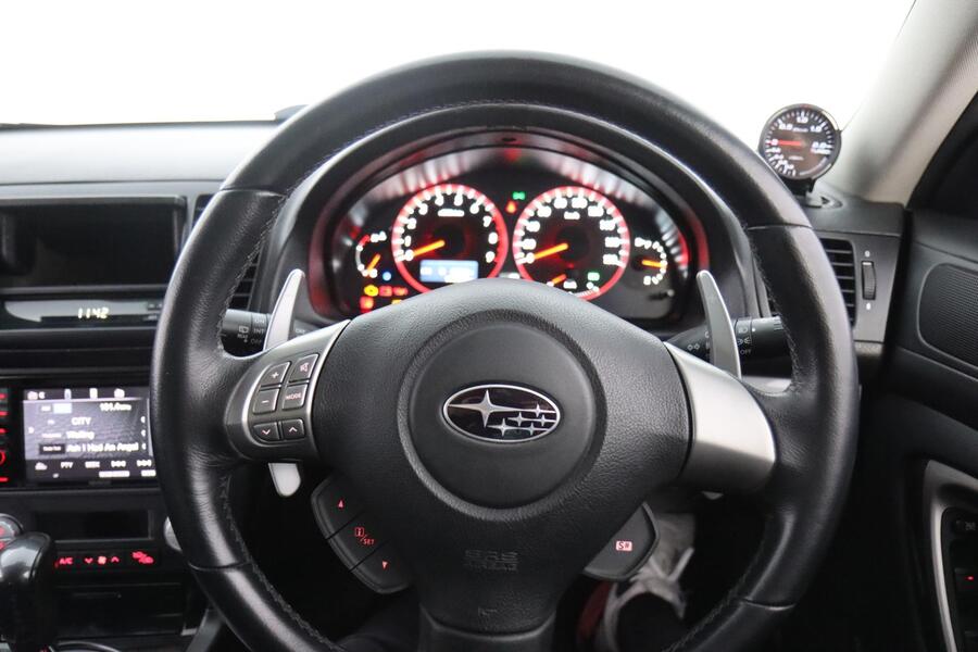 Subaru Legacy vaihtoauto