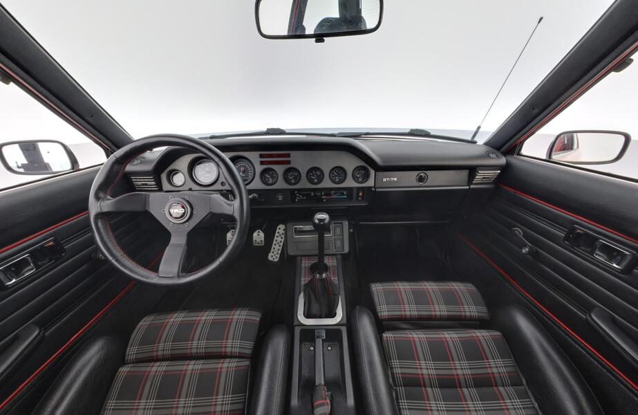 Toyota Carina vaihtoauto