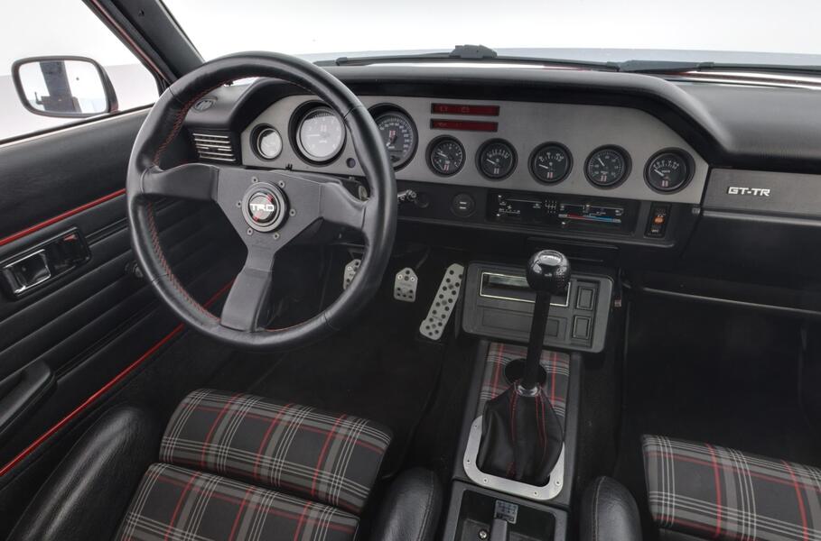 Toyota Carina vaihtoauto