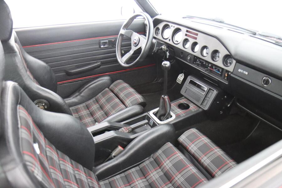 Toyota Carina vaihtoauto