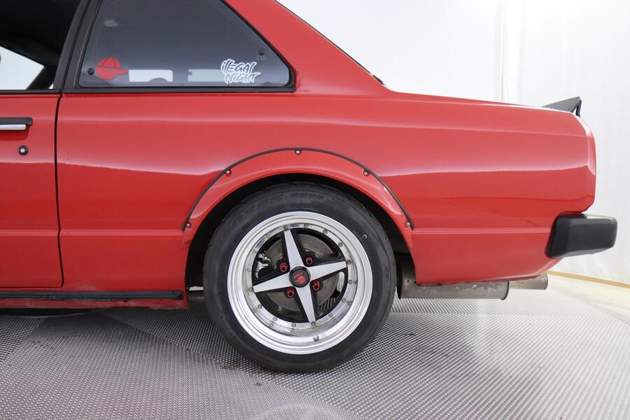 Toyota Carina vaihtoauto