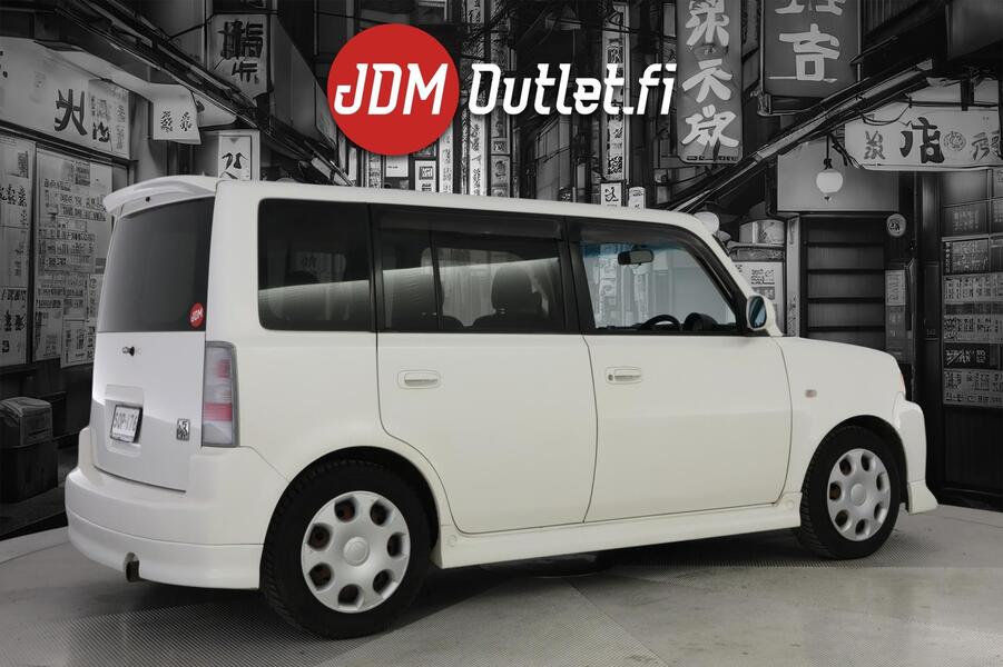 Toyota BB vaihtoauto