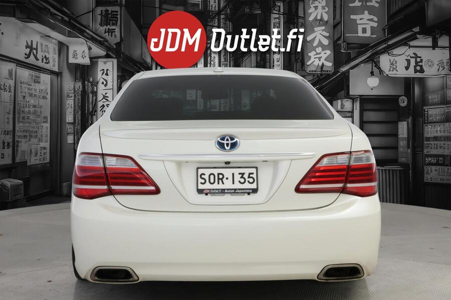 Toyota Crown vaihtoauto