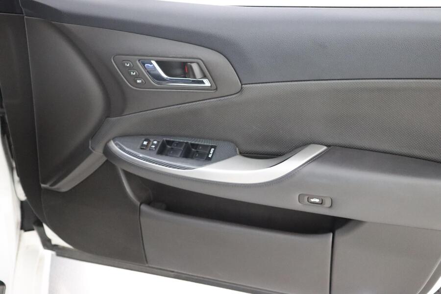 Toyota Crown vaihtoauto