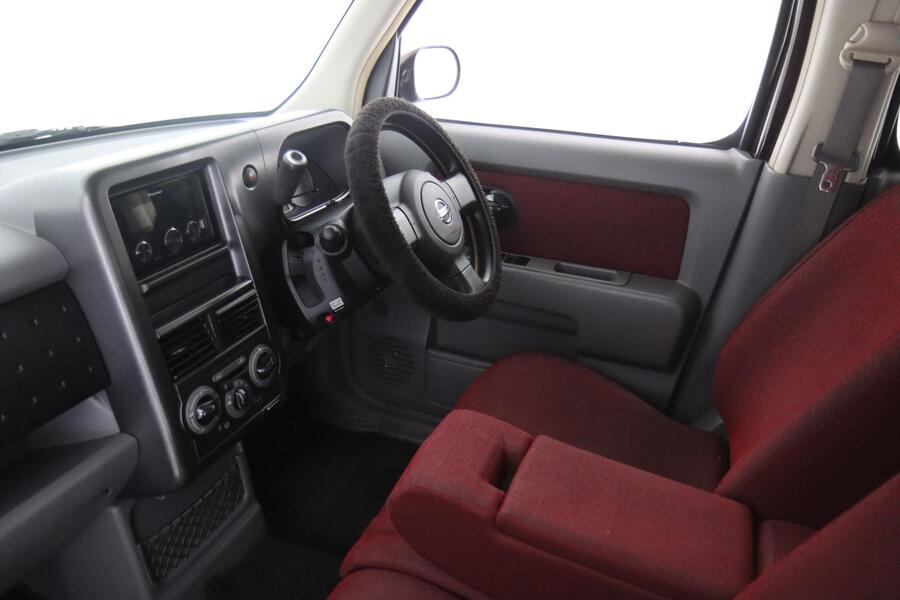 Nissan Cube vaihtoauto