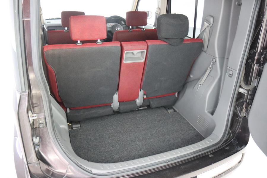 Nissan Cube vaihtoauto