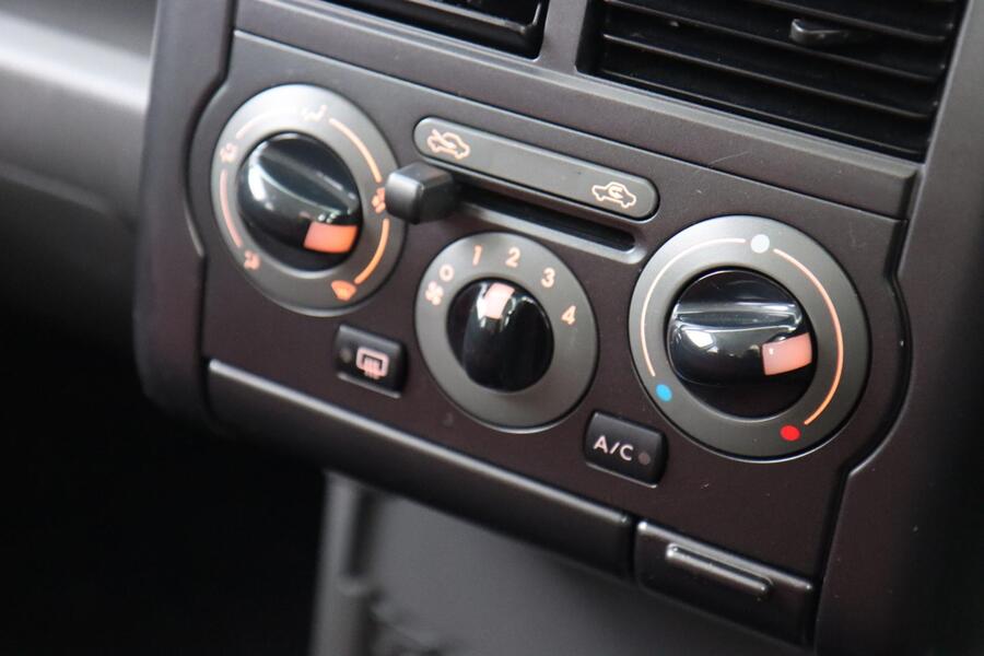 Nissan Cube vaihtoauto