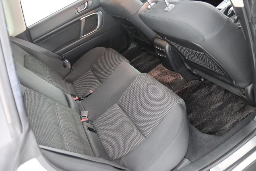 Subaru Legacy vaihtoauto