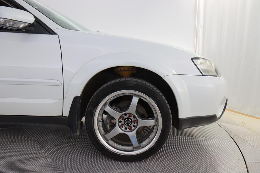 Subaru Legacy vaihtoauto