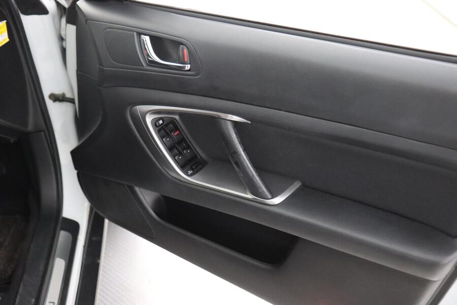 Subaru Legacy vaihtoauto