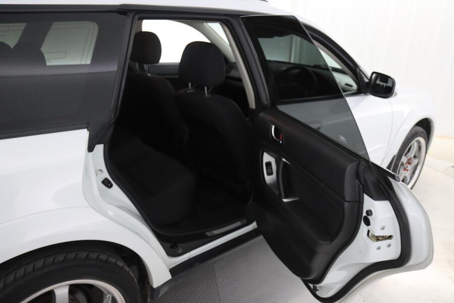 Subaru Legacy vaihtoauto