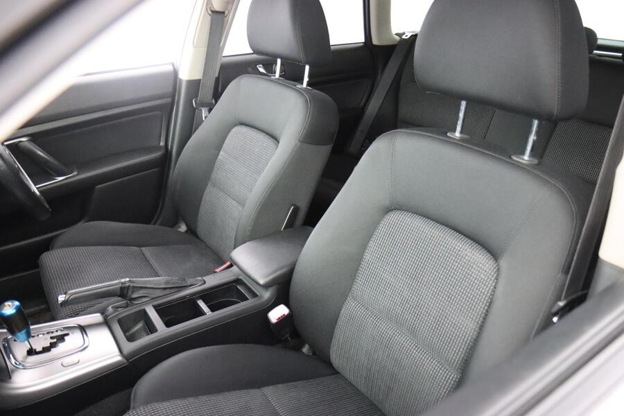 Subaru Legacy vaihtoauto