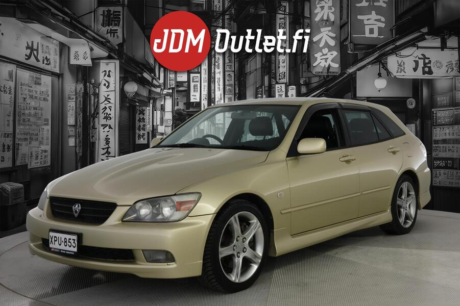 Toyota Altezza vaihtoauto