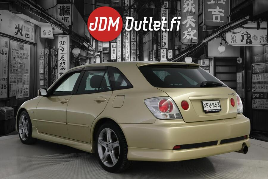 Toyota Altezza vaihtoauto