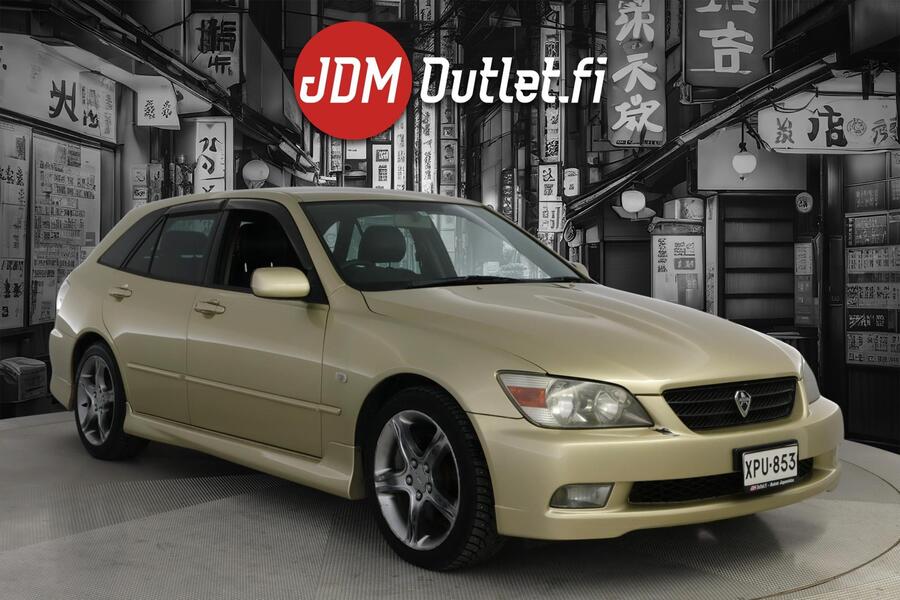 Toyota Altezza vaihtoauto