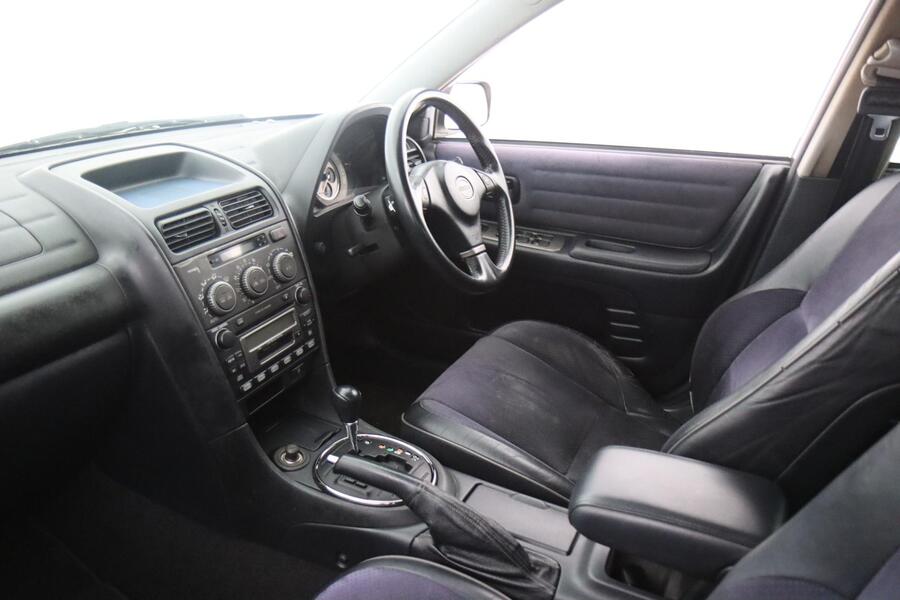 Toyota Altezza vaihtoauto