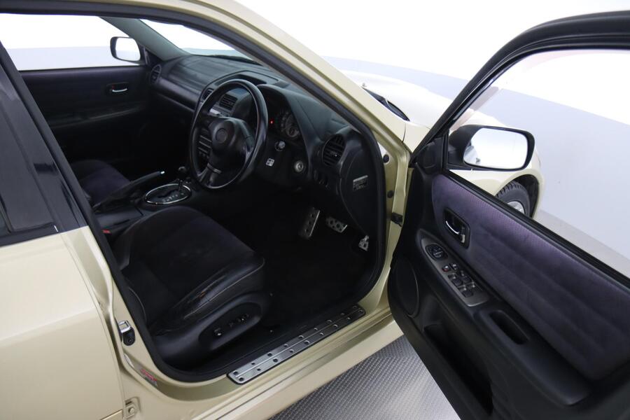 Toyota Altezza vaihtoauto