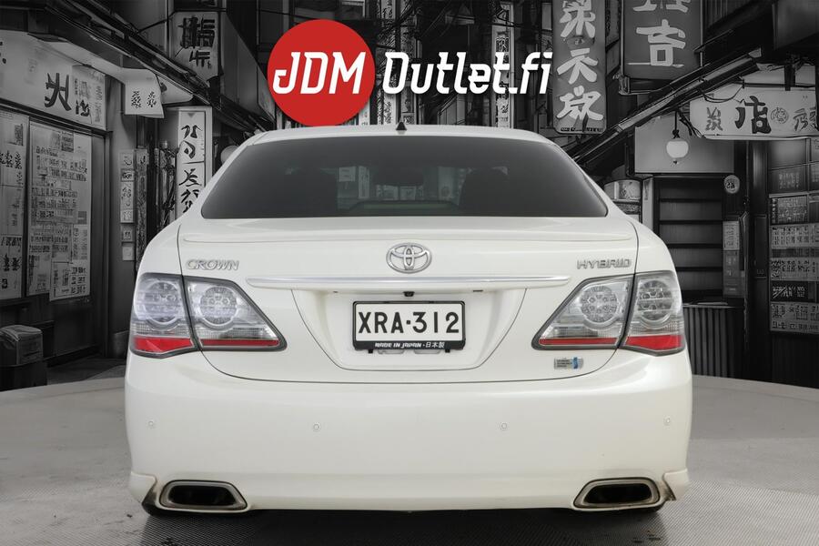 Toyota Crown vaihtoauto