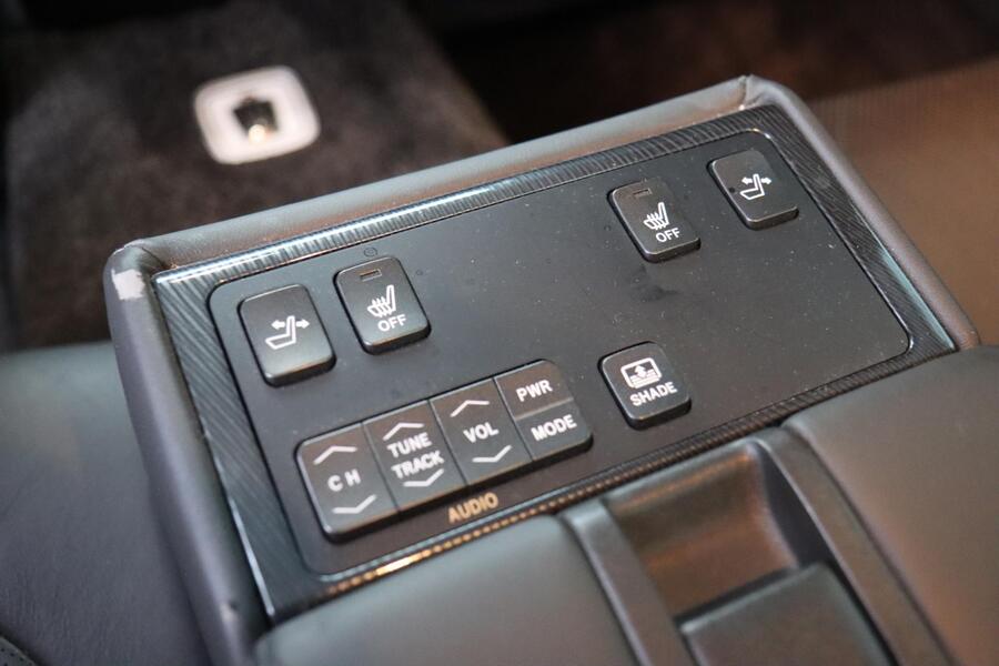 Toyota Crown vaihtoauto