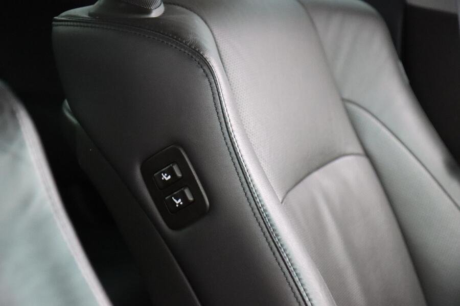 Toyota Crown vaihtoauto