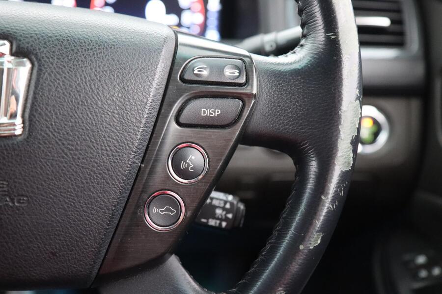 Toyota Crown vaihtoauto