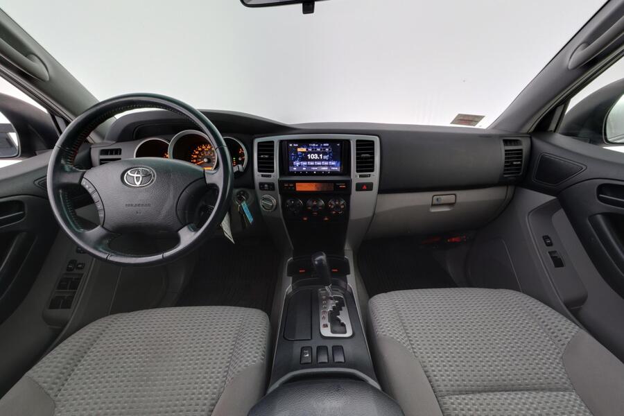 Toyota 4Runner vaihtoauto