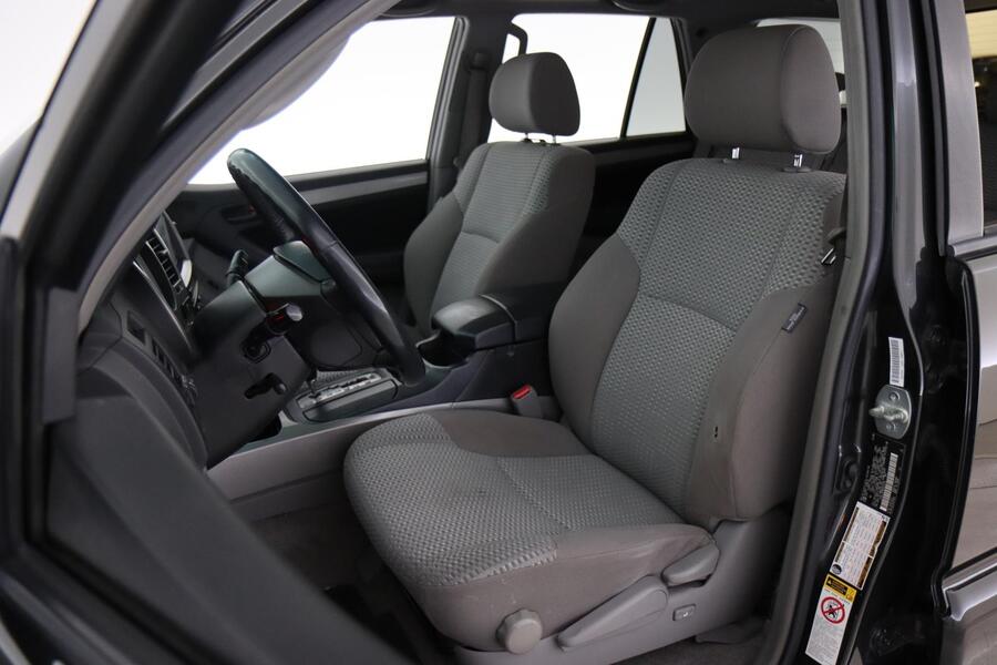 Toyota 4Runner vaihtoauto