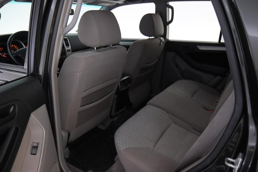Toyota 4Runner vaihtoauto