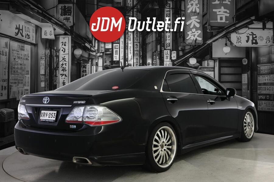 Toyota Crown vaihtoauto