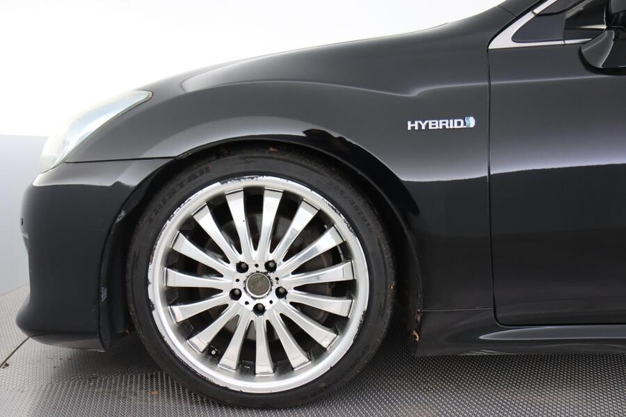 Toyota Crown vaihtoauto