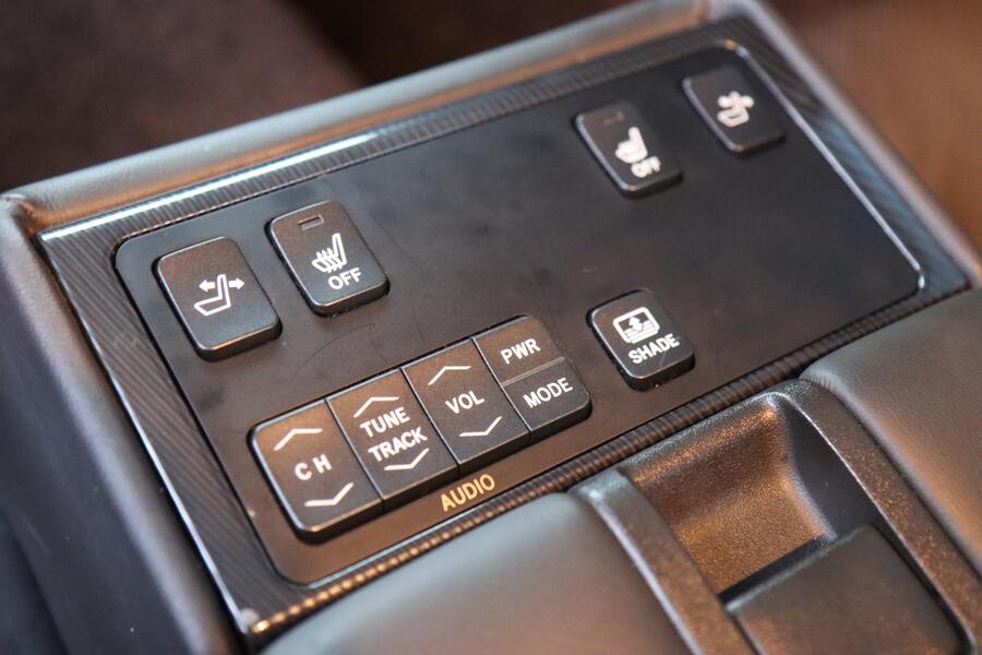 Toyota Crown vaihtoauto